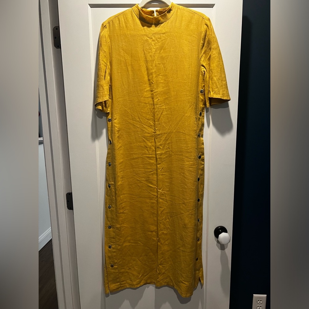 Nice Martin size large mustard yellow linen dress